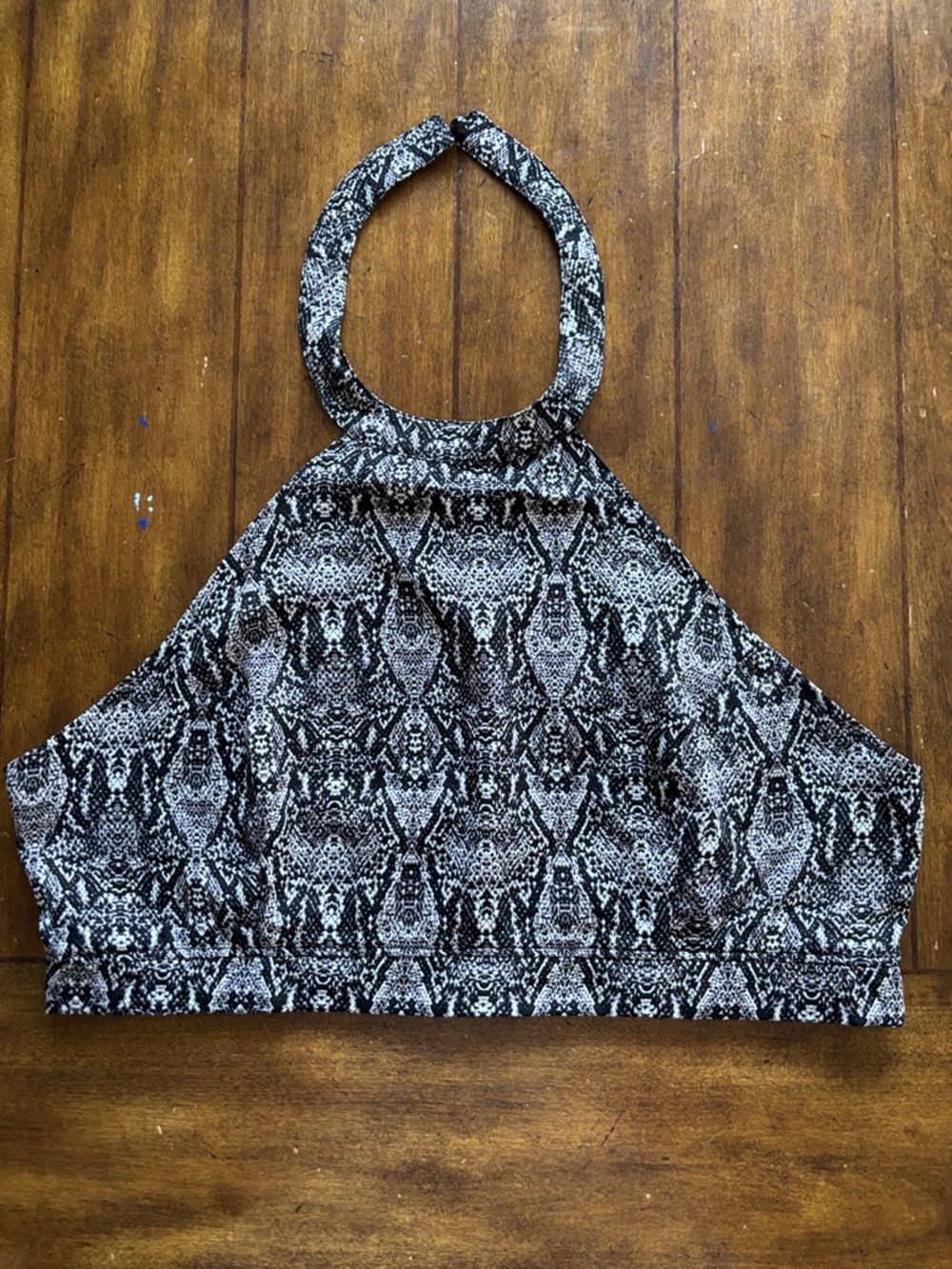 Young Bohemians Black & White Snake Print Halter Crop Top L/XL